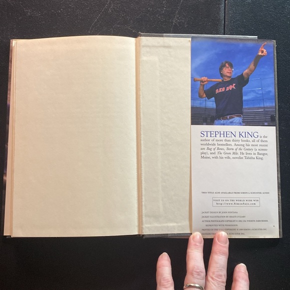 FIRST EDITION-RARE FIND Stephen King's The Girl Who Loved Tom Gordon - Picture 7 of 10